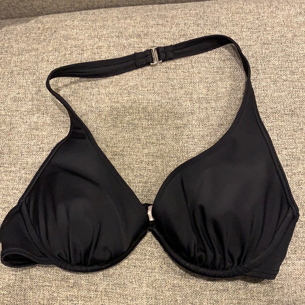 Victoria’s Secret 34b halter top bikini top